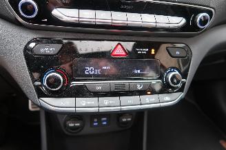 Hyundai Ioniq Premium EV picture 44