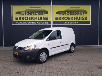 damaged commercial vehicles Volkswagen Caddy 1.6 TDI 2015/2