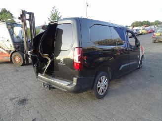 disassembly commercial vehicles Peugeot Partner 1.5 HDi 2020/3