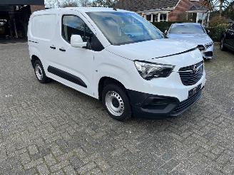 Autoverwertung Opel Combo 1.6 D L1H1 EDITION. 2019/7