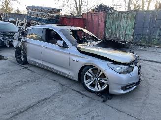 damaged passenger cars BMW 5-serie 530d Gran Turismo 2011/1