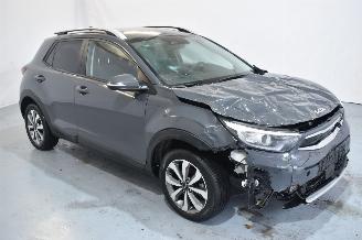 damaged commercial vehicles Kia Stonic 1.0 T-GDi MHEV Dyn+L 2021/9