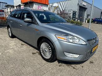 Schadeauto Ford Mondeo Wagon 2.0-16V Limited 2009/9