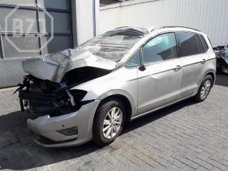 Damaged car Volkswagen Golf Sportsvan Golf Sportsvan (AUVS), MPV, 2014 / 2021 1.2 TSI 16V BlueMOTION 2014