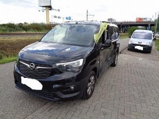 damaged scooters Opel Combo  2019/1