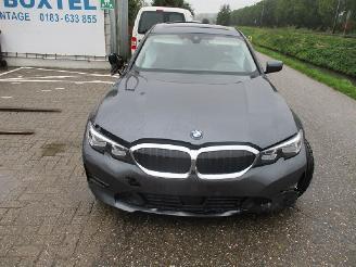 damaged microcars BMW 3-serie  2022/1