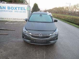 skadebil auto Opel Astra  2018/1