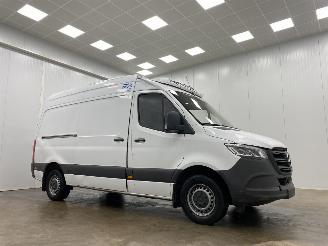 damaged commercial vehicles Mercedes Sprinter 35 316 CDI Autom. Koel/Vries L2H2 Airco 2021/4