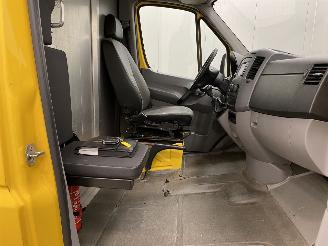 Volkswagen Crafter 35 2.0 TDI L3H2 Airco picture 10