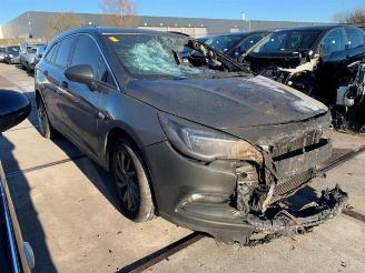 uszkodzony ciężarówki Opel Astra Astra K Sports Tourer, Combi, 2015 / 2022 1.4 Turbo 16V 2017/5