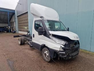 Voiture accidenté Iveco New Daily New Daily VI, Chassis-Cabine, 2014 35C18,35S18,40C18,50C18,60C18,65C18,70C18 2019/12
