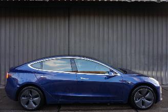 uszkodzony samochody osobowe Tesla Model 3 60kWh 175kW Standard RWD Plus 2019/8