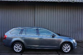 voitures  camping cars Skoda Octavia 1.0 TSI 85kW Automaat Greentech Ambition Business 2018/11