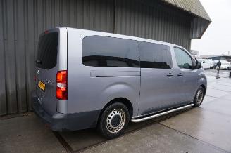 Toyota ProAce Shuttle 9-Peroons 1.5D-4D 88kW Long  Cool picture 4