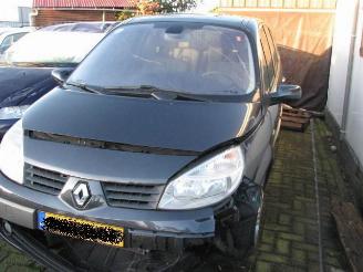 Renault Grand-scenic 2.0 16v 99kw automaat picture 2