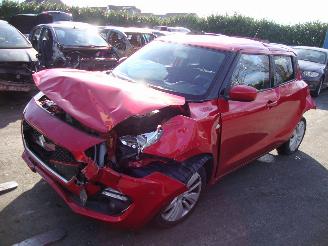 damaged passenger cars Suzuki Swift  2018/1