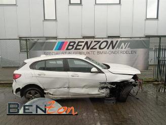 damaged commercial vehicles BMW 1-serie 1 serie (F40), Hatchback, 2019 116d 1.5 12V TwinPower 2020