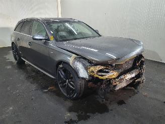 uszkodzony samochody osobowe Audi A4 8K 1.8 TFSI S Edition 2015/8