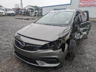 damaged commercial vehicles Opel Astra 1.5 2021/1