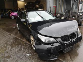 damaged passenger cars BMW 5-serie 5 serie (E60), Sedan, 2003 / 2010 525d 24V 2006/6