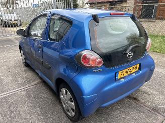 Toyota Aygo 1.0 12V ACCESS picture 3