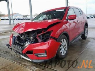 uszkodzony samochody osobowe Nissan X-Trail X-Trail (T32), SUV, 2013 / 2022 1.6 DIG-T 16V 2018/4