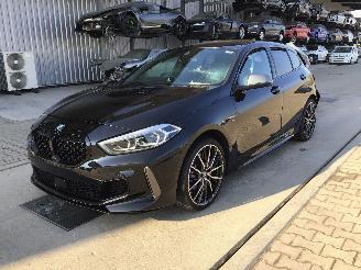 damaged commercial vehicles BMW 1-serie M 135i xDrive 2021/1