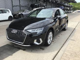 occasion scooters Audi A3 A3 Limousine (8Y) 35 TDI 2021/4