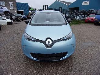 Dezmembrări autoturisme Renault Zoé 60kW (5AM B4) [65kW] 2013/1