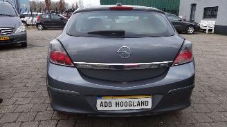 Opel Astra H GTC (L08) Hatchback 3-drs 1.6 16V Twinport (Z16XEP(Euro 4)) [77kW] picture 7