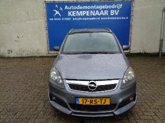 Salvage car Opel Zafira Zafira (M75) MPV 1.9 CDTI (Z19DT(Euro 4)) [88kW]  (07-2005/...) 2005/12