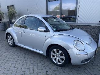 Volkswagen New-beetle 1.4 16V Trendline 122000km picture 2
