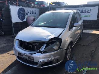 damaged commercial vehicles Opel Zafira Zafira (M75), MPV, 2005 / 2015 1.9 CDTI 2008/1
