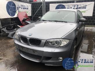 Damaged car BMW 1-serie 1 serie (E81), Hatchback 3-drs, 2006 / 2012 118i 16V 2009/2