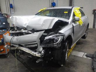 Damaged car Mercedes A-klasse A (W176) Hatchback 1.6 A-180 16V (M270.910) [90kW]  (09-2012/05-2018) 2013