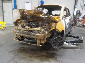 skadebil auto Hyundai I-10 i10 (B5) Hatchback 1.0 12V (G3LA) [49kW]  (08-2013/06-2020) 2014/7