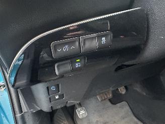 Toyota Prius 1.8 Plug-in Hybrid automaat Business Plus - solar dak - nap - front + line assist - keyless - stoelverw - full matrix led picture 49