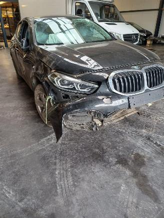 demontáž osobní automobily BMW  116i www.midelo-onderdelen.nl 2023/1