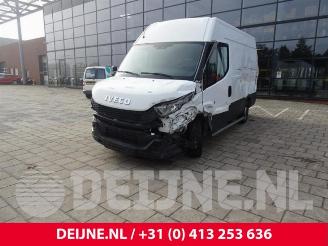 Salvage car Iveco New Daily New Daily VI, Van, 2014 33.210, 35.210 2016/11