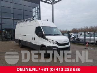 Auto incidentate Iveco New Daily New Daily VI, Van, 2014 33S15, 35C15, 35S15 2015/9
