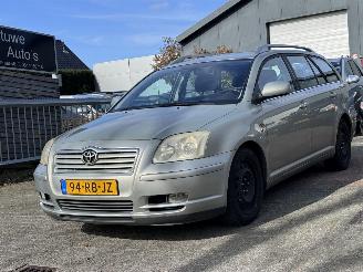 damaged commercial vehicles Toyota Avensis 2.0 D-4D 2005/1