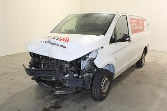 demontáž osobní automobily Mercedes Vito  2019/10
