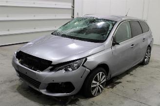 uszkodzony samochody osobowe Peugeot 308  2020/7