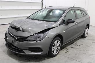 demontáž osobní automobily Opel Astra  2021/4