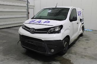 rozbiórka samochody osobowe Toyota ProAce CITY 2021/10
