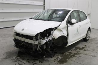 uszkodzony samochody osobowe Peugeot 208  2018/12