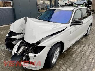 skadebil oplegger BMW 3-serie 3 serie Touring (F31), Combi, 2012 / 2019 320d 2.0 16V 2014/6
