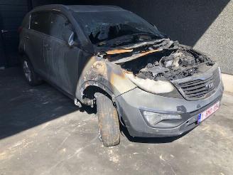 Damaged car Kia Sportage 1700CC - 85KW - DIESEL - EURO5 2013/3