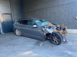 Auto incidentate BMW 5-serie 5 serie Touring (F11) Combi 520d 16V Combi/o  Diesel 1.995cc 135kW (184pk) RWD 2012/3