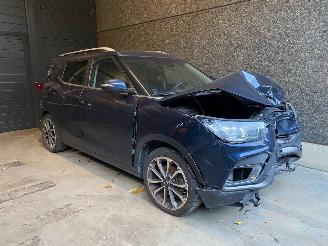 damaged passenger cars Ssang yong XLV XLV SUV 1.6 e-XGi 16V 2WD SUV  Benzine 1.597cc 94kW FWD 2017/5